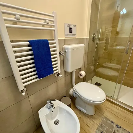 D'aragona بيت ضيافة 4*