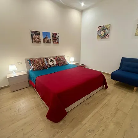 D'aragona بيت ضيافة